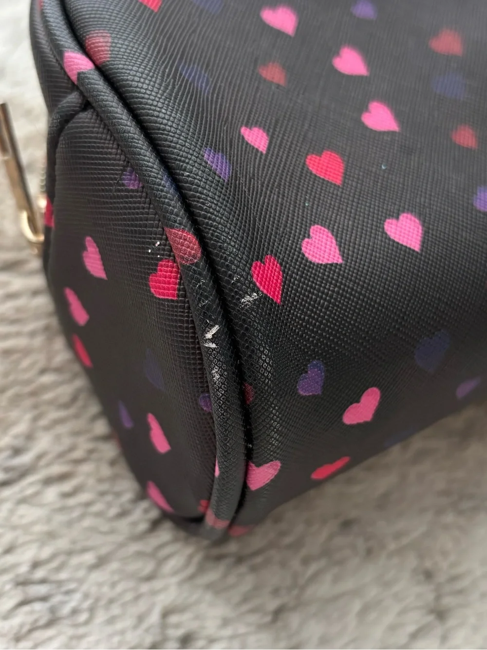 N/A hearts cosmetic